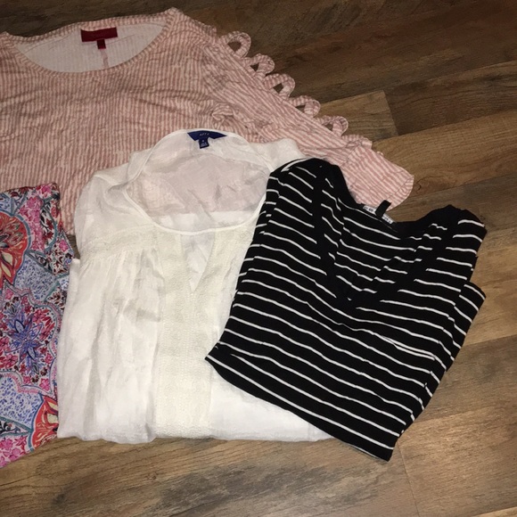 Women’s 6 Top/ Shirt Bundle Size Med 8/10 Office Casual Semi Mystery Deal Lot - Picture 2 of 8